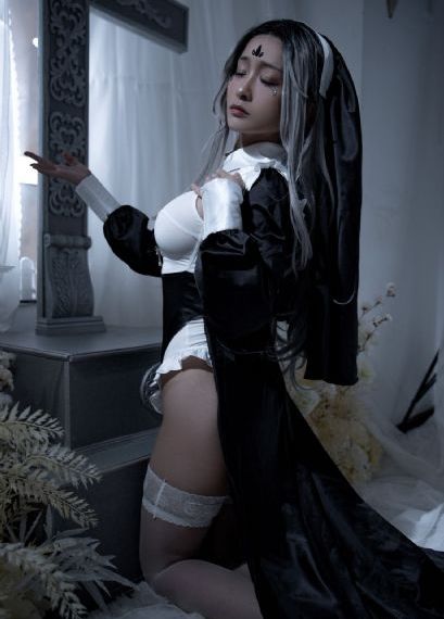 楼上的女邻居在线观看